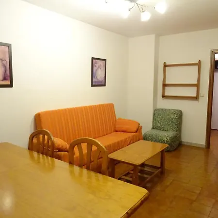 Apartamento Pirineos Rio Cinca * אינסה
